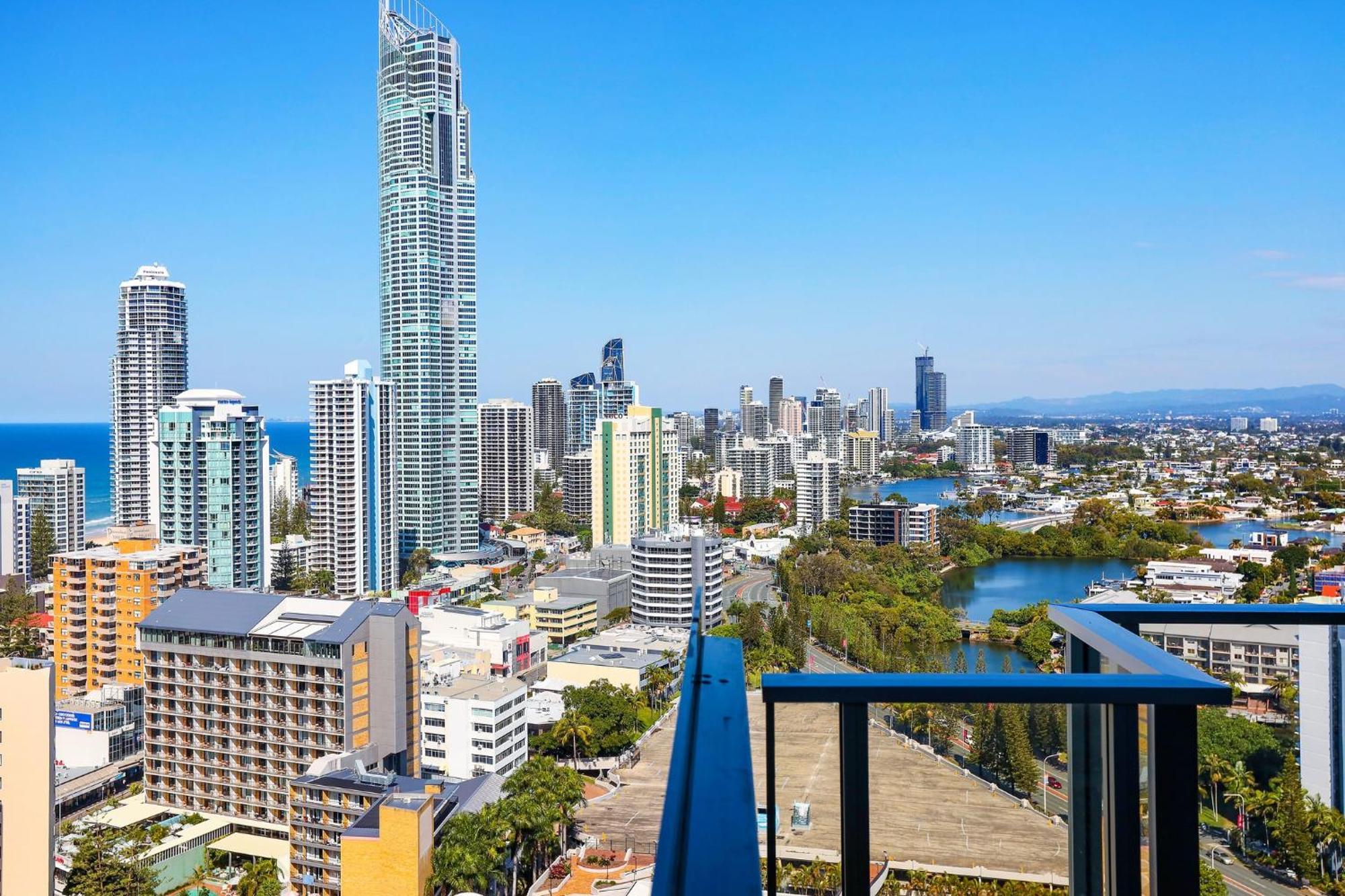 Circle On Cavill 2, 3, 4 & 5 Bedroom Skyhomes & Sub Penthouses By Gold Coast Holidays Exterior foto